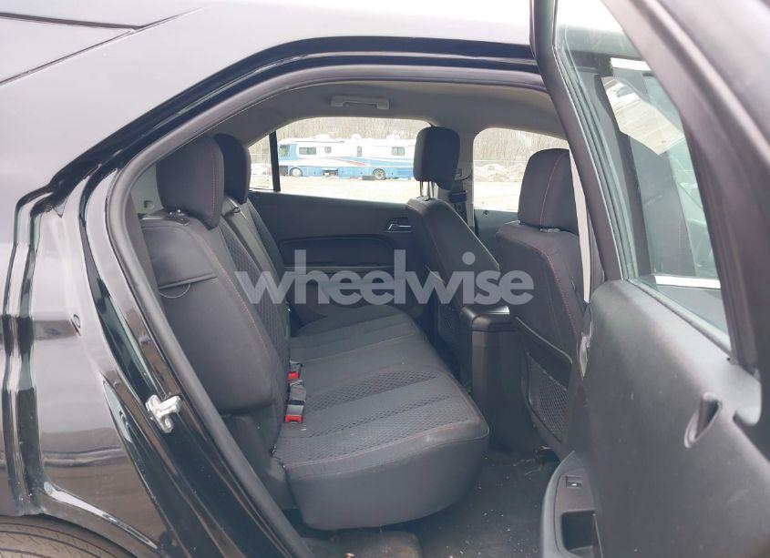 Photo 8 of 2015 Chevrolet Equinox LS (VIN 2GNALAEK1F6101230)