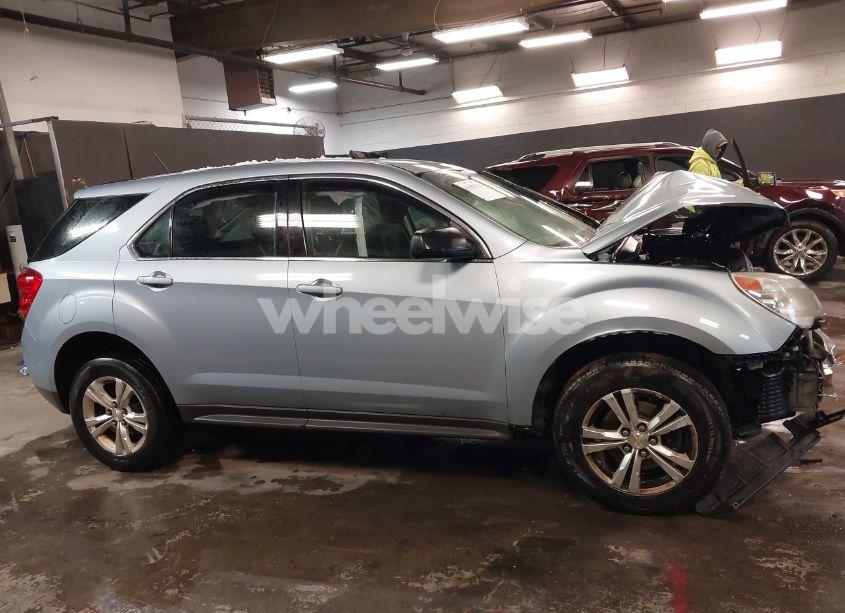 Photo 13 of 2015 Chevrolet Equinox LS (VIN 2GNALAEK1F6163338)