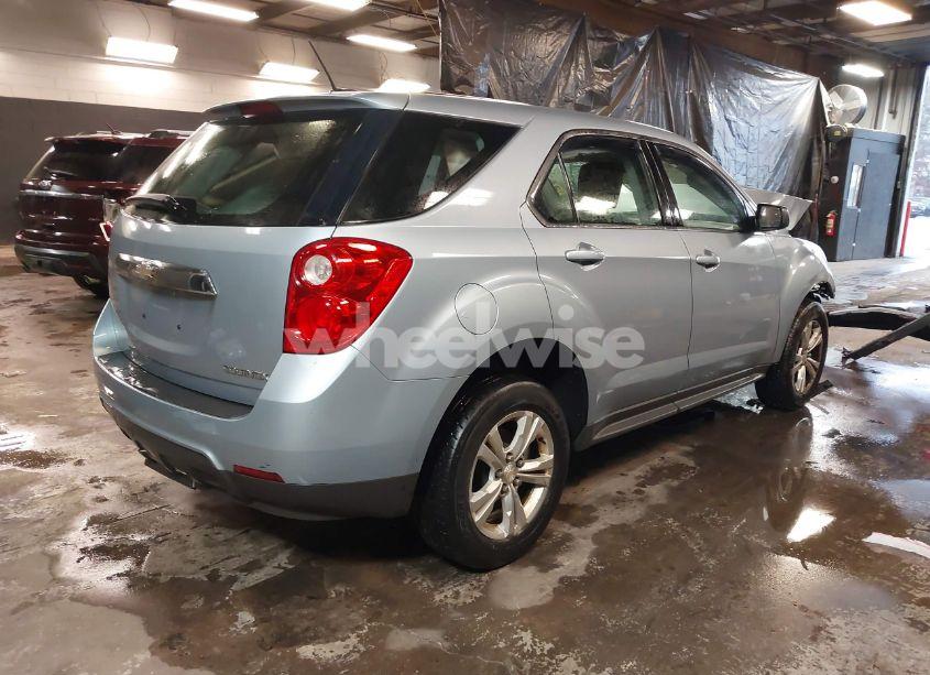 Photo 4 of 2015 Chevrolet Equinox LS (VIN 2GNALAEK1F6163338)
