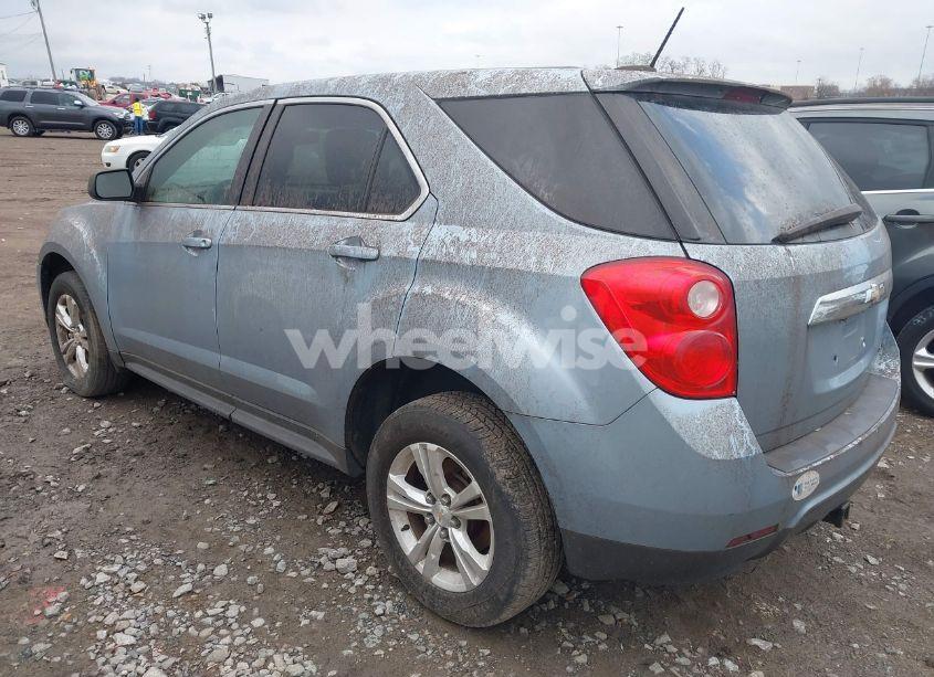 Photo 3 of 2015 Chevrolet Equinox LS (VIN 2GNALAEK1F6297203)