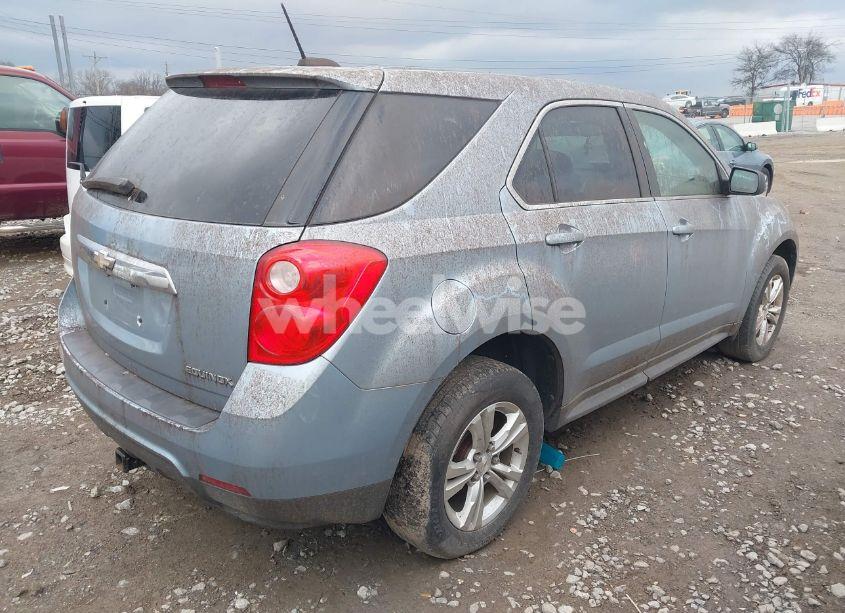 Photo 4 of 2015 Chevrolet Equinox LS (VIN 2GNALAEK1F6297203)