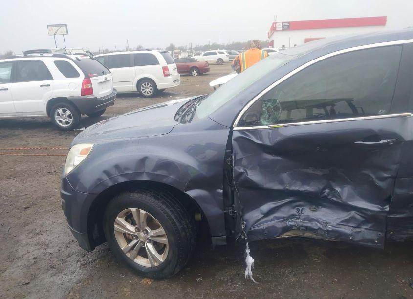 Photo 16 of 2014 Chevrolet Equinox LS (VIN 2GNALAEK2E6106483)