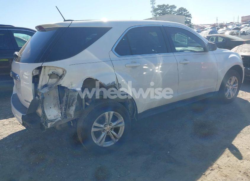 Photo 4 of 2015 Chevrolet Equinox LS (VIN 2GNALAEK2F1132337)