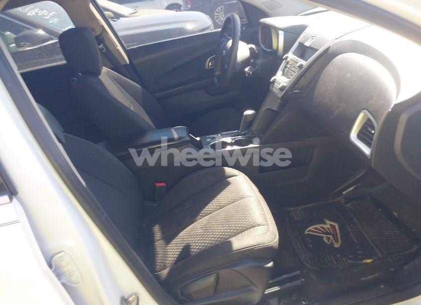 Photo 5 of 2015 Chevrolet Equinox LS (VIN 2GNALAEK2F1132337)