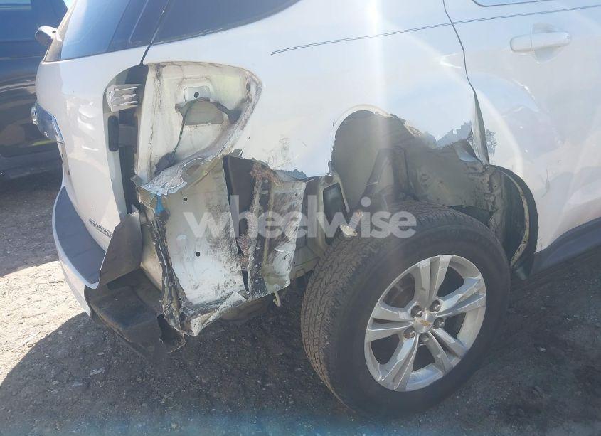 Photo 6 of 2015 Chevrolet Equinox LS (VIN 2GNALAEK2F1132337)