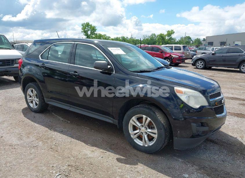2015 Chevrolet Equinox LS (VIN 2GNALAEK2F1142351) main photo