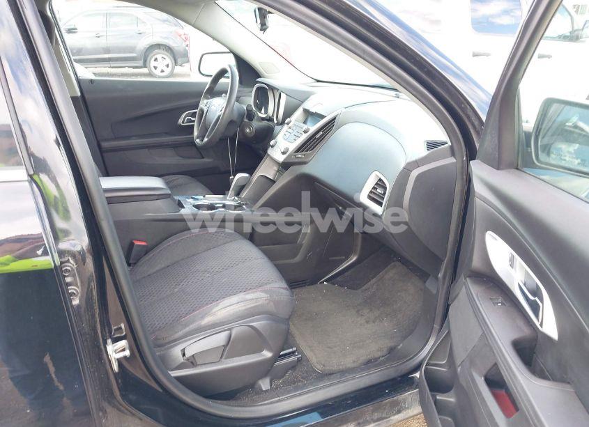 Photo 5 of 2015 Chevrolet Equinox LS (VIN 2GNALAEK2F1142351)