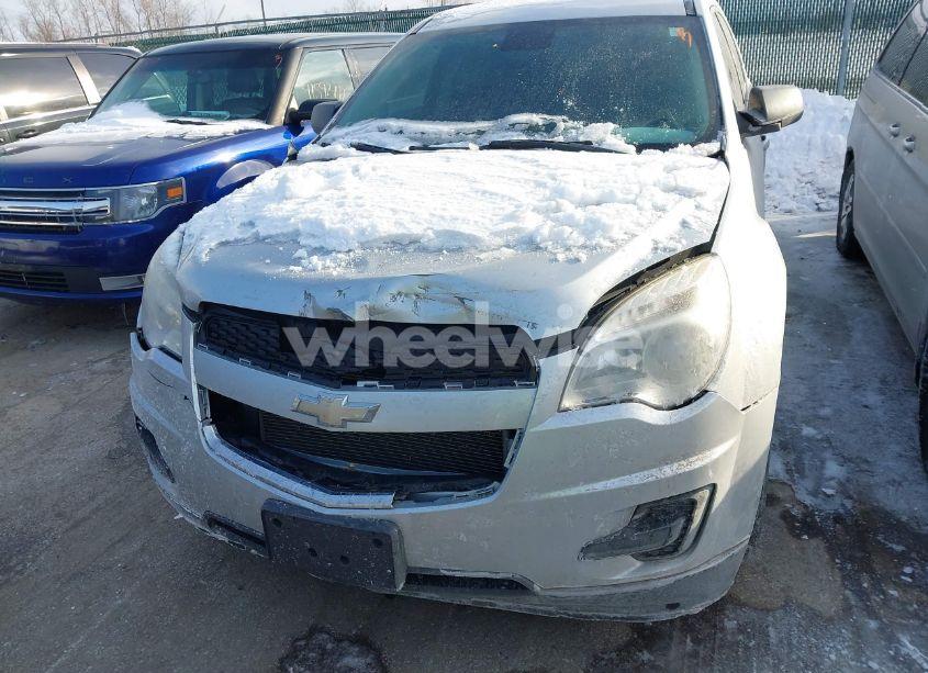Photo 6 of 2015 Chevrolet Equinox LS (VIN 2GNALAEK2F1149137)