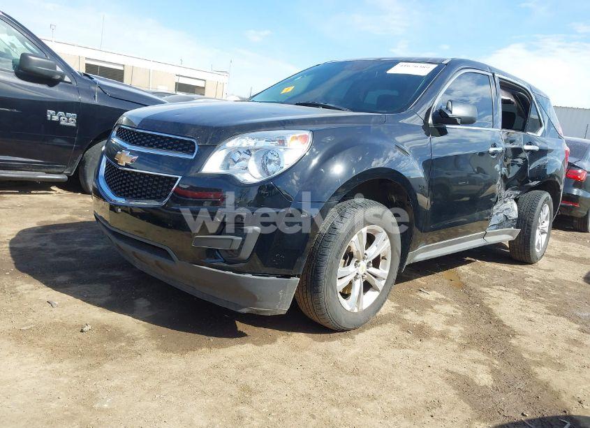 Photo 2 of 2015 Chevrolet Equinox LS (VIN 2GNALAEK2F1181182)