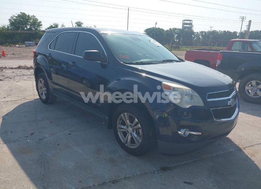 2015 Chevrolet Equinox LS (VIN 2GNALAEK2F6185235) main photo