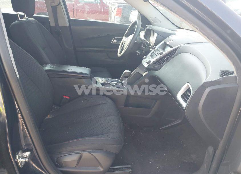 Photo 5 of 2015 Chevrolet Equinox LS (VIN 2GNALAEK2F6185235)