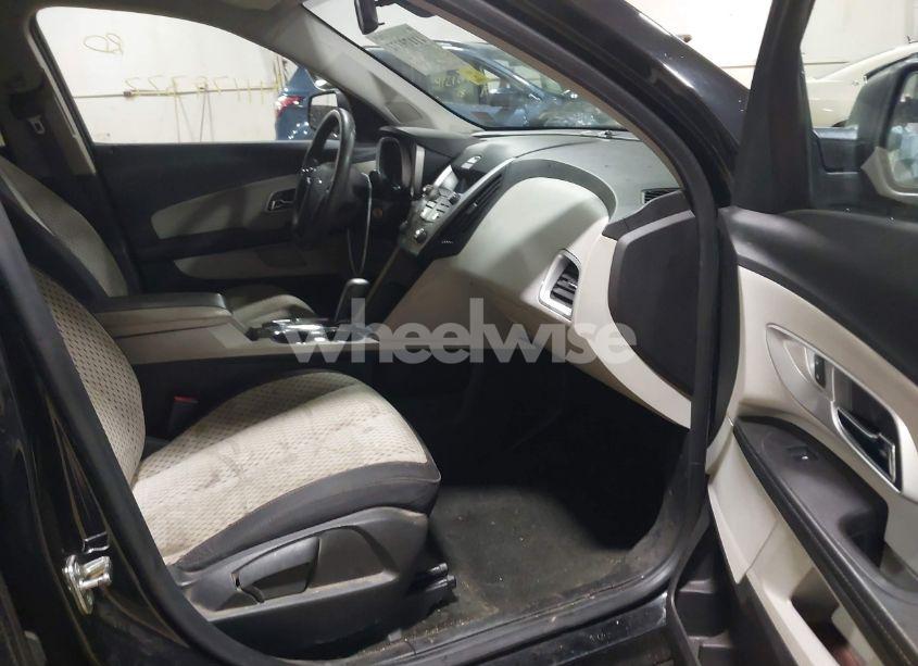 Photo 5 of 2015 Chevrolet Equinox LS (VIN 2GNALAEK2F6214099)