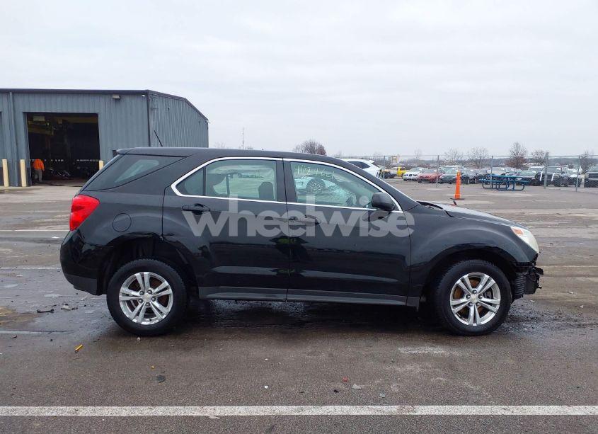 Photo 13 of 2015 Chevrolet Equinox LS (VIN 2GNALAEK2F6216502)