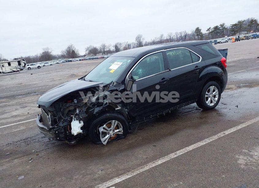 Photo 2 of 2015 Chevrolet Equinox LS (VIN 2GNALAEK2F6216502)