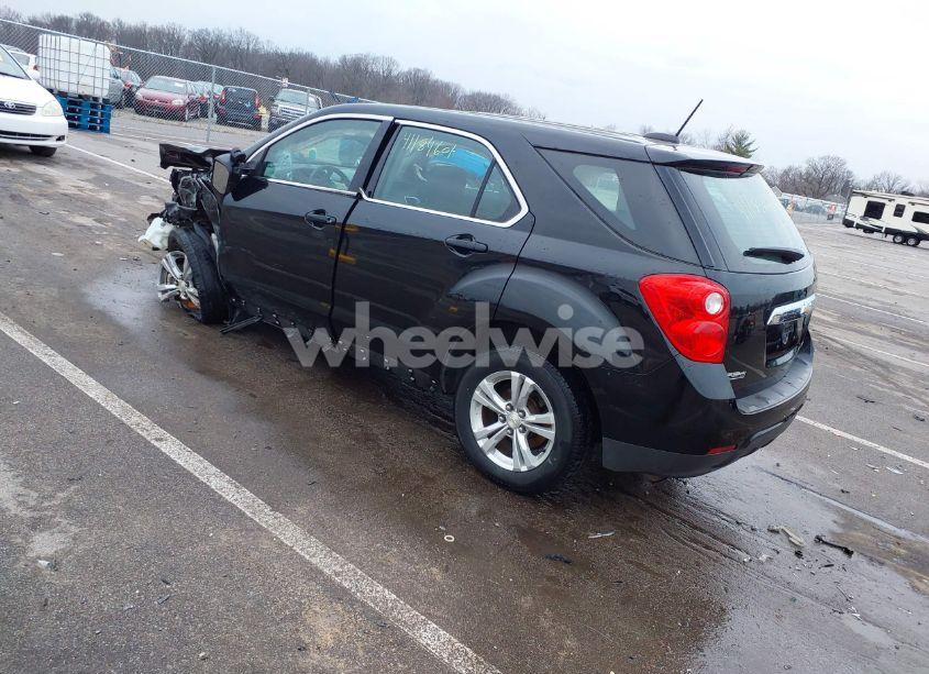 Photo 3 of 2015 Chevrolet Equinox LS (VIN 2GNALAEK2F6216502)