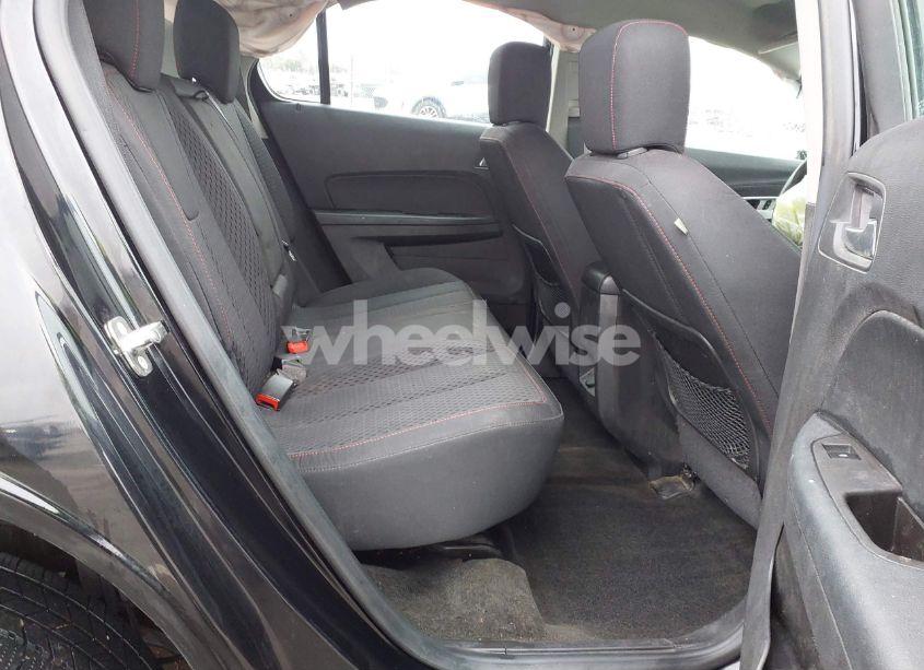 Photo 8 of 2015 Chevrolet Equinox LS (VIN 2GNALAEK2F6216502)