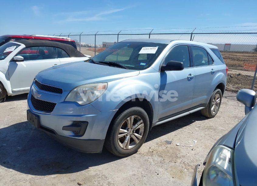 Photo 2 of 2015 Chevrolet Equinox LS (VIN 2GNALAEK2F6288655)