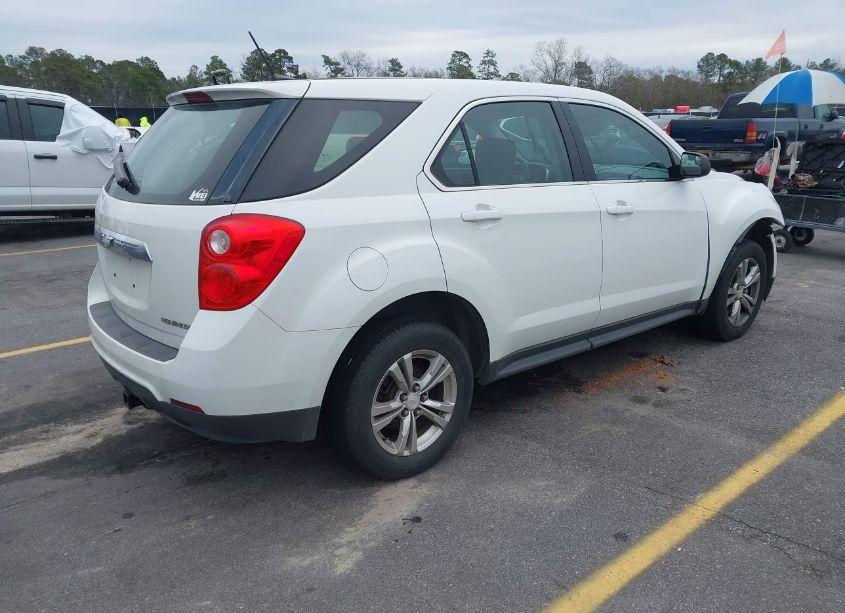 Photo 4 of 2014 Chevrolet Equinox LS (VIN 2GNALAEK3E1139473)