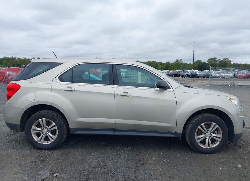 Photo 13 of 2014 Chevrolet Equinox LS (VIN 2GNALAEK3E1180041)