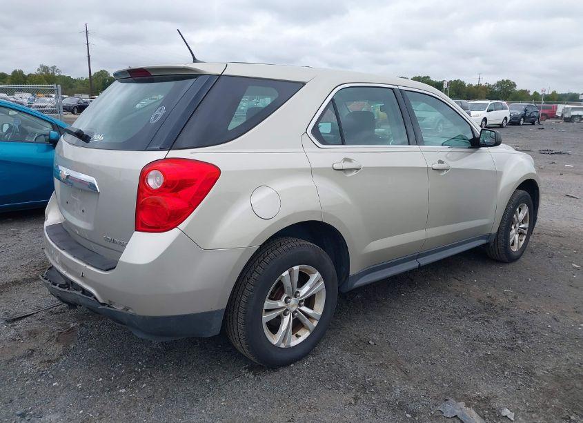 Photo 4 of 2014 Chevrolet Equinox LS (VIN 2GNALAEK3E1180041)