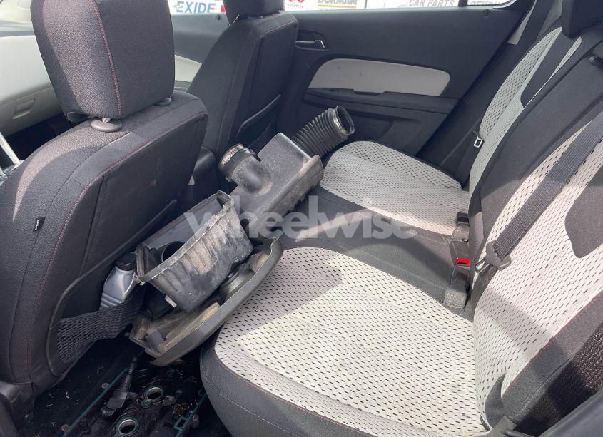 Photo 8 of 2014 Chevrolet Equinox LS (VIN 2GNALAEK3E6203031)