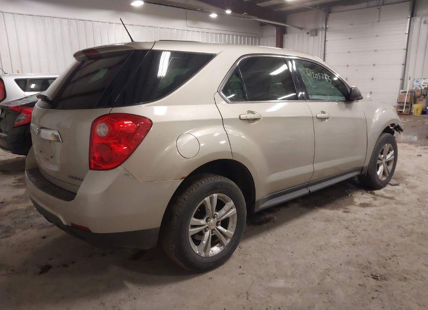 Photo 4 of 2014 Chevrolet Equinox LS (VIN 2GNALAEK3E6364317)