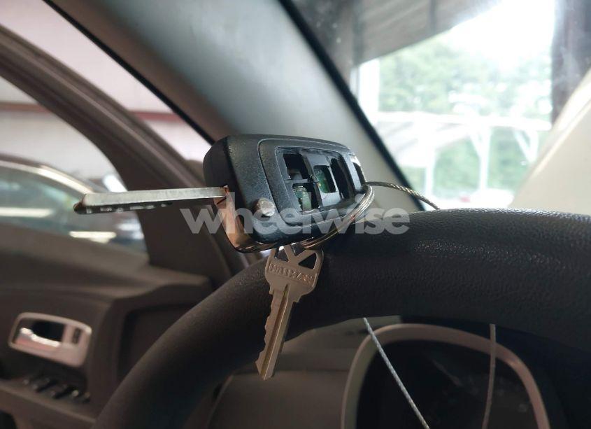 Photo 11 of 2015 Chevrolet Equinox LS (VIN 2GNALAEK3F1112646)