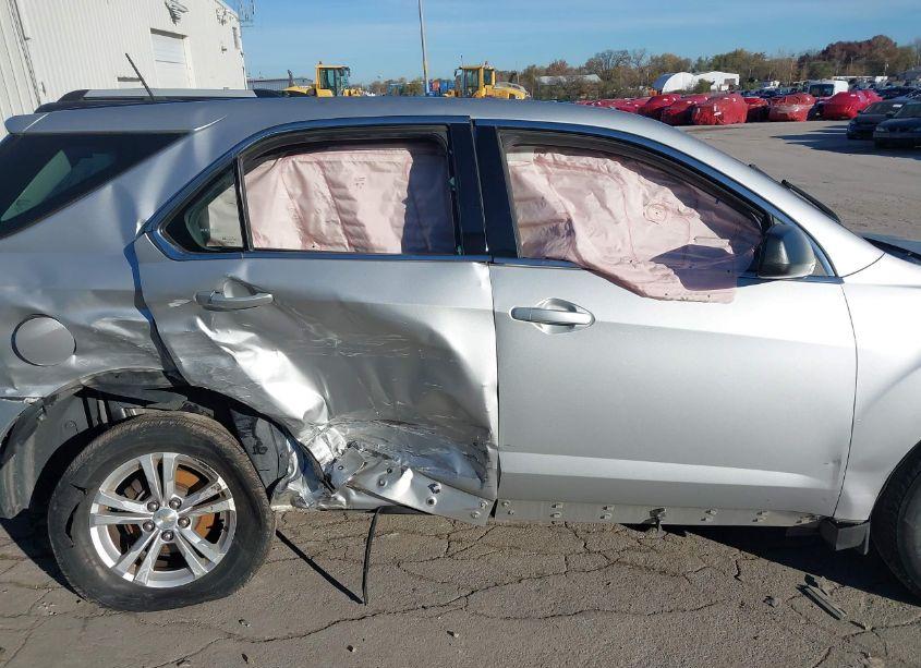 Photo 13 of 2015 Chevrolet Equinox LS (VIN 2GNALAEK3F1114087)