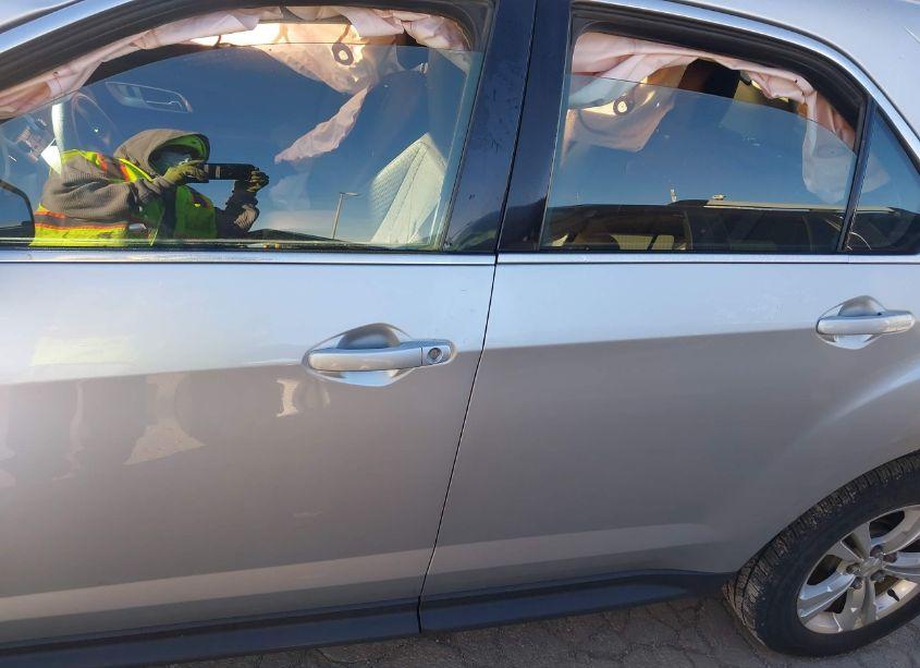 Photo 14 of 2015 Chevrolet Equinox LS (VIN 2GNALAEK3F1114087)