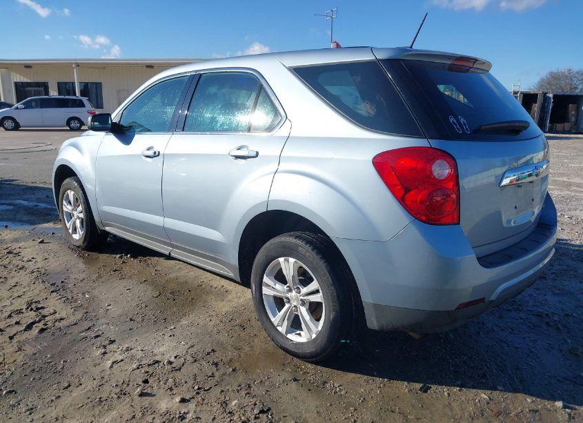 Photo 3 of 2015 Chevrolet Equinox LS (VIN 2GNALAEK3F6351150)