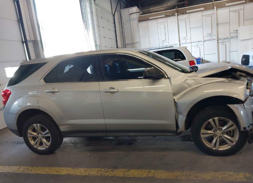 Photo 13 of 2015 Chevrolet Equinox LS (VIN 2GNALAEK3F6400234)