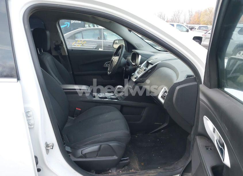 Photo 5 of 2014 Chevrolet Equinox LS (VIN 2GNALAEK4E1139143)