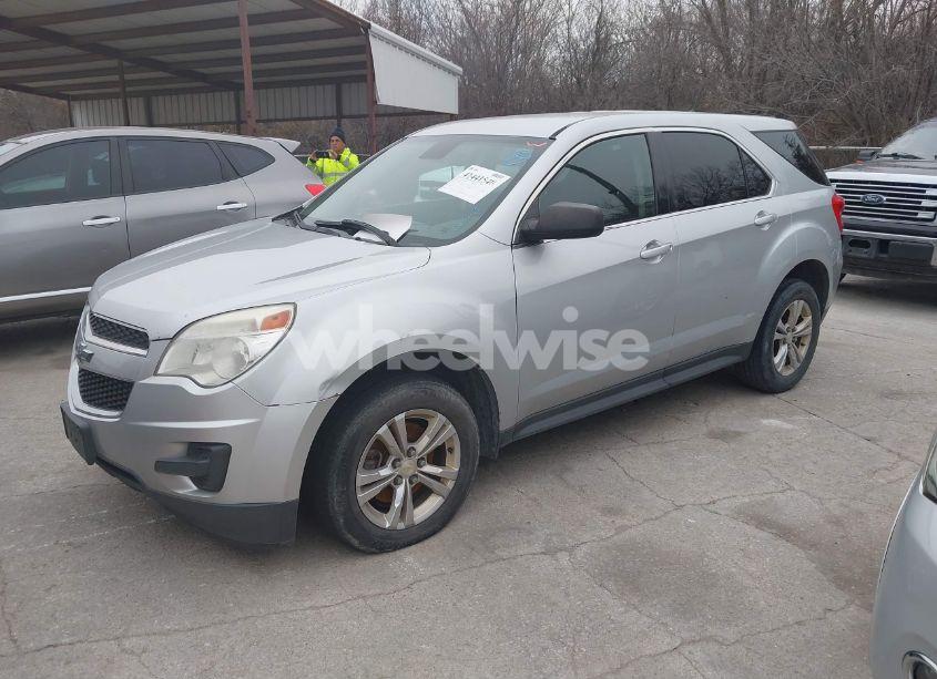 Photo 2 of 2014 Chevrolet Equinox LS (VIN 2GNALAEK4E6220386)