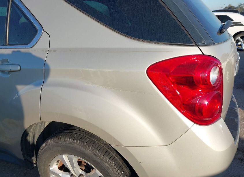 Photo 16 of 2014 Chevrolet Equinox LS (VIN 2GNALAEK4E6318964)