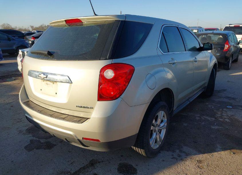 Photo 4 of 2014 Chevrolet Equinox LS (VIN 2GNALAEK4E6318964)