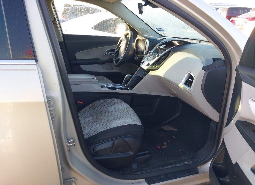 Photo 5 of 2014 Chevrolet Equinox LS (VIN 2GNALAEK4E6318964)