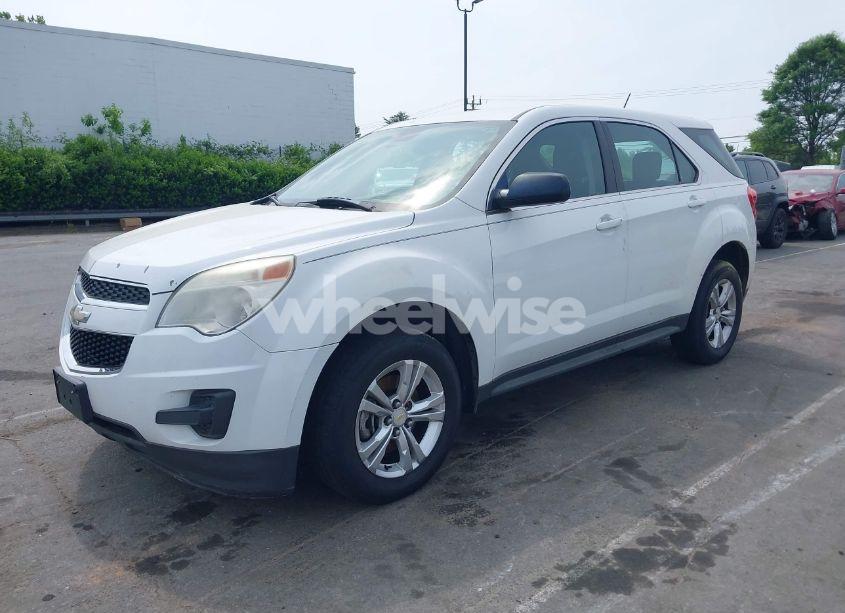 Photo 2 of 2014 Chevrolet Equinox LS (VIN 2GNALAEK4E6380042)