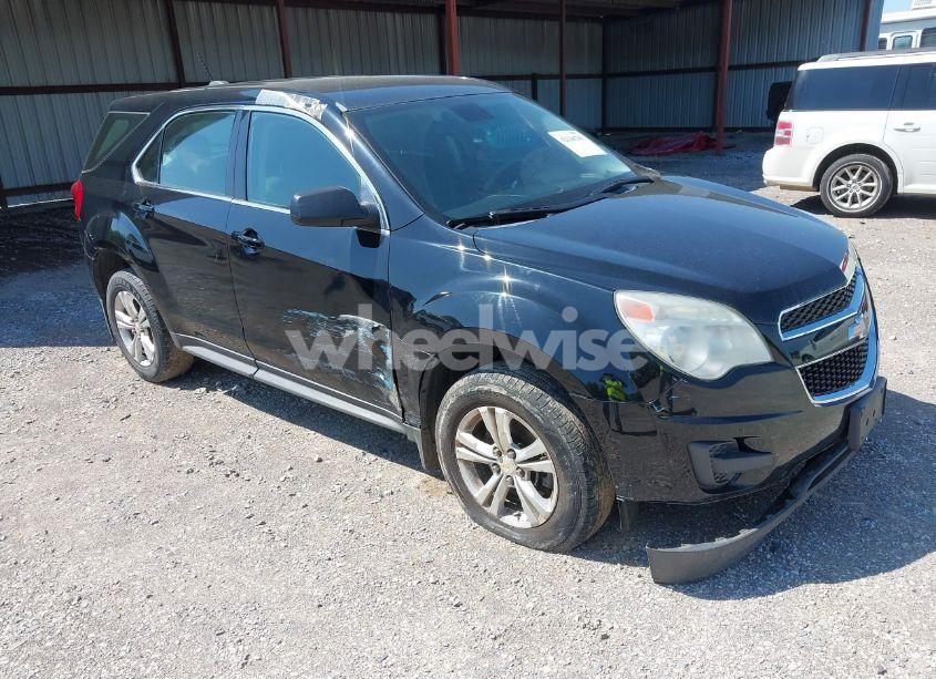 2015 Chevrolet Equinox LS (VIN 2GNALAEK4F1125079) main photo