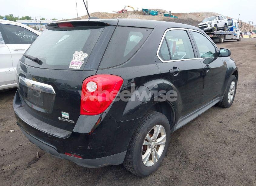 Photo 4 of 2015 Chevrolet Equinox LS (VIN 2GNALAEK4F1128385)