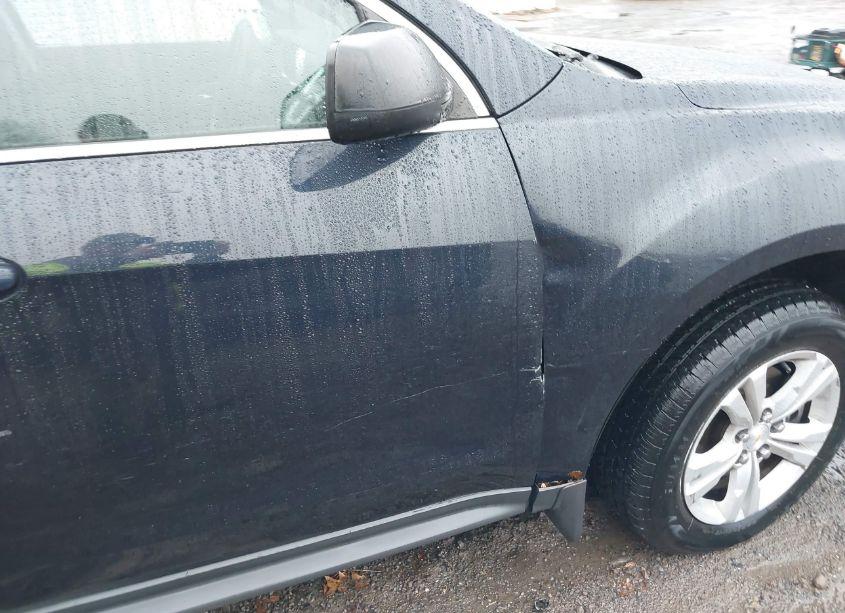 Photo 21 of 2015 Chevrolet Equinox LS (VIN 2GNALAEK4F6173457)