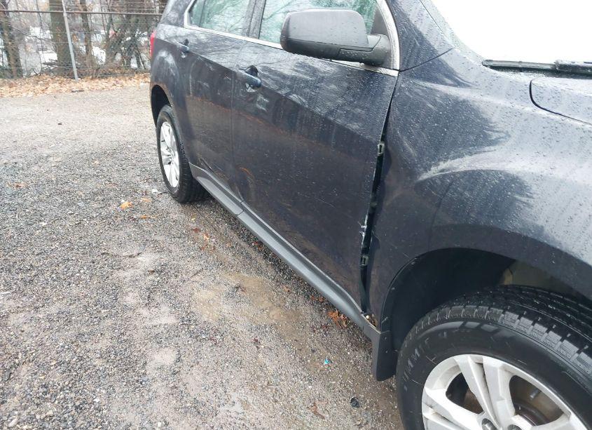 Photo 22 of 2015 Chevrolet Equinox LS (VIN 2GNALAEK4F6173457)