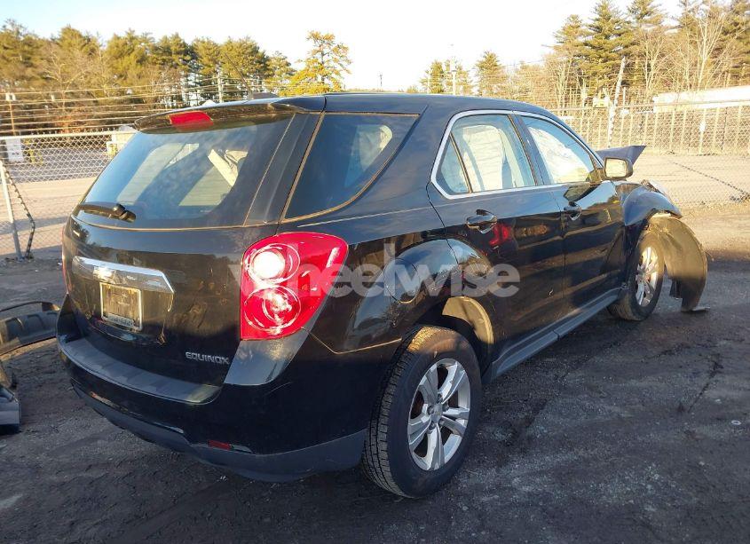 Photo 4 of 2015 Chevrolet Equinox LS (VIN 2GNALAEK4F6190131)
