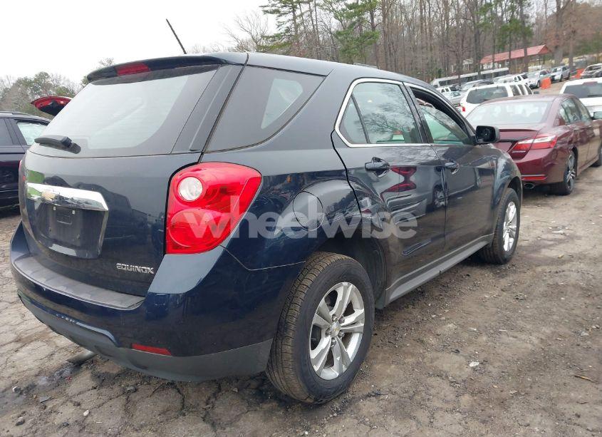 Photo 4 of 2015 Chevrolet Equinox LS (VIN 2GNALAEK4F6220003)