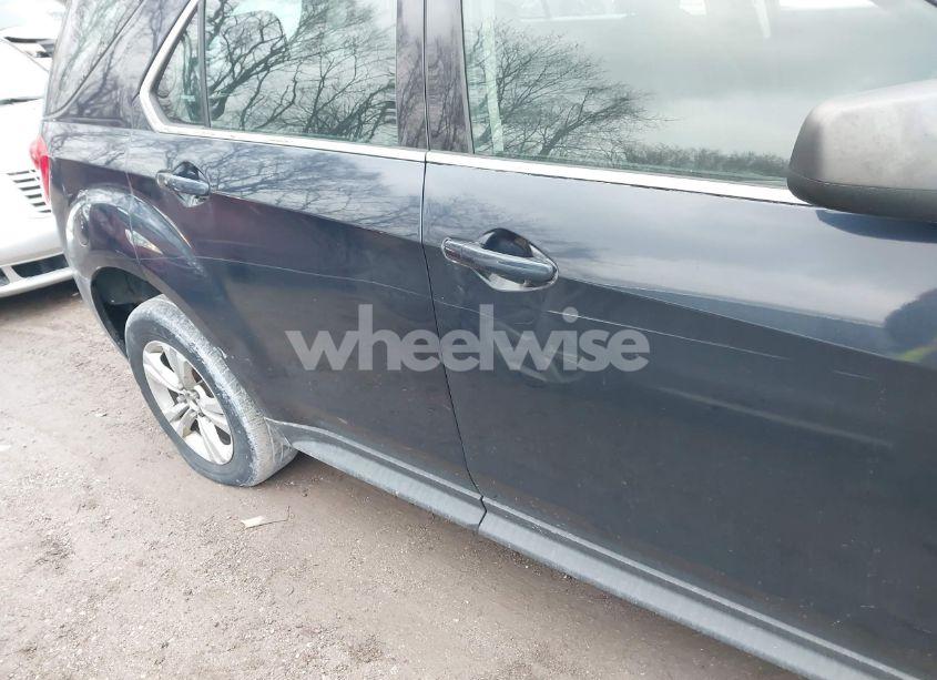 Photo 13 of 2015 Chevrolet Equinox LS (VIN 2GNALAEK4F6393875)