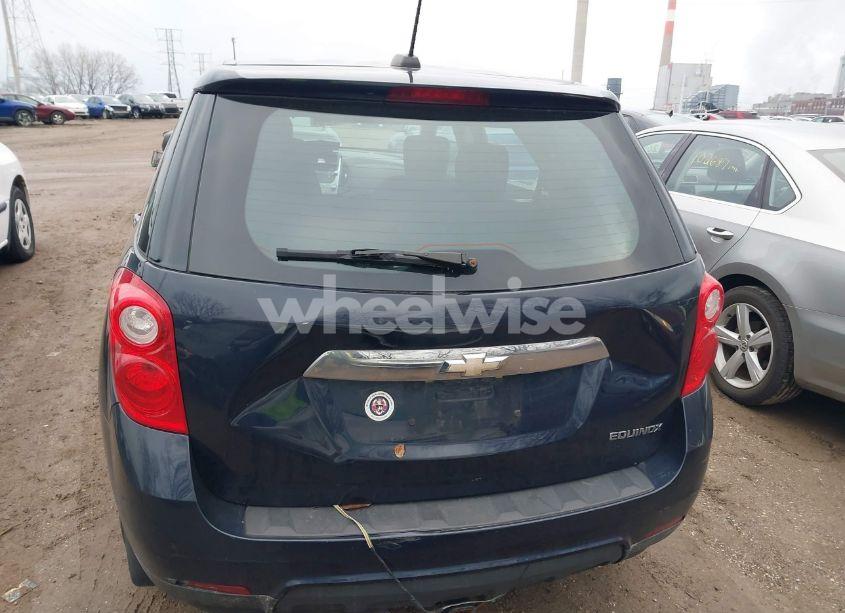 Photo 14 of 2015 Chevrolet Equinox LS (VIN 2GNALAEK4F6393875)