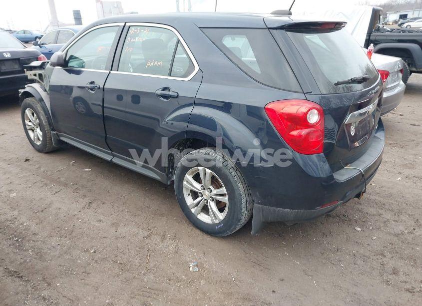 Photo 3 of 2015 Chevrolet Equinox LS (VIN 2GNALAEK4F6393875)