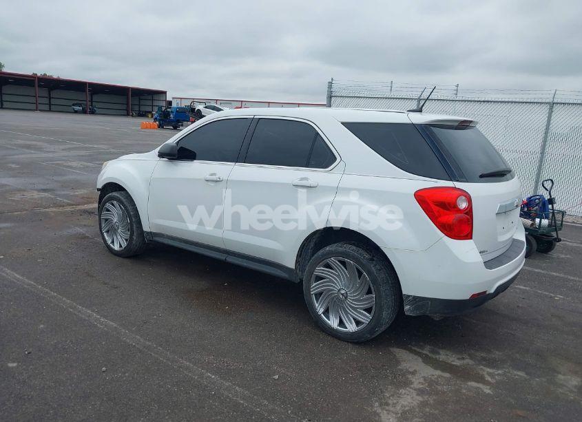 Photo 3 of 2014 Chevrolet Equinox LS (VIN 2GNALAEK5E1155822)