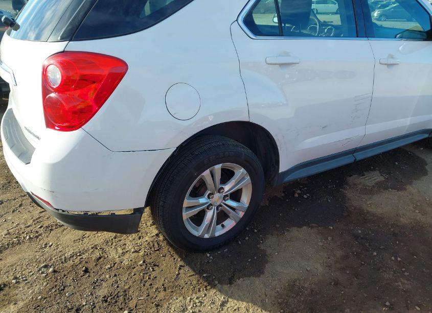 Photo 12 of 2014 Chevrolet Equinox LS (VIN 2GNALAEK5E1170529)