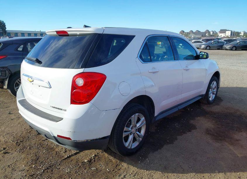 Photo 4 of 2014 Chevrolet Equinox LS (VIN 2GNALAEK5E1170529)