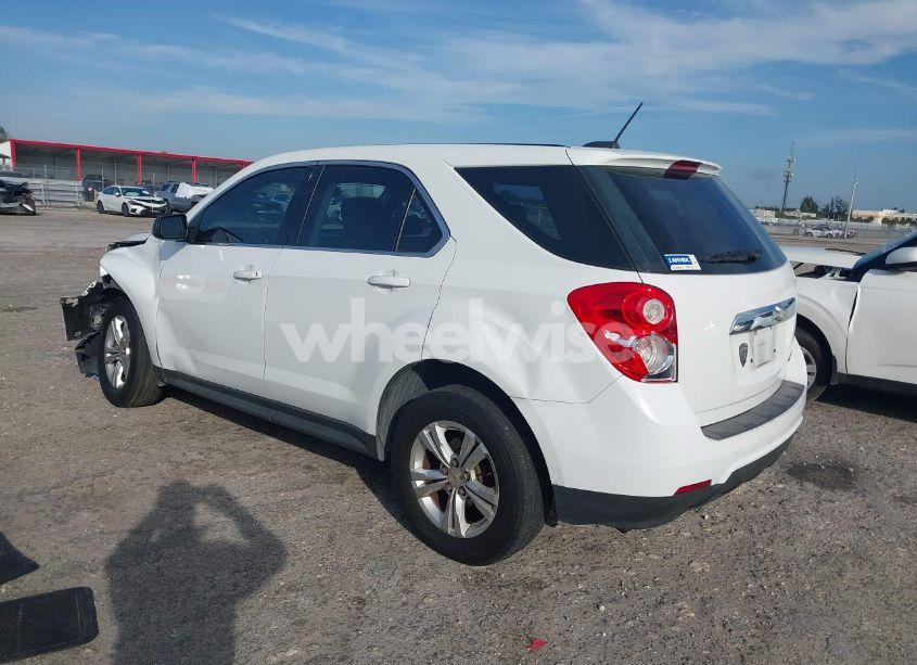 Photo 3 of 2015 Chevrolet Equinox LS (VIN 2GNALAEK5F6120086)